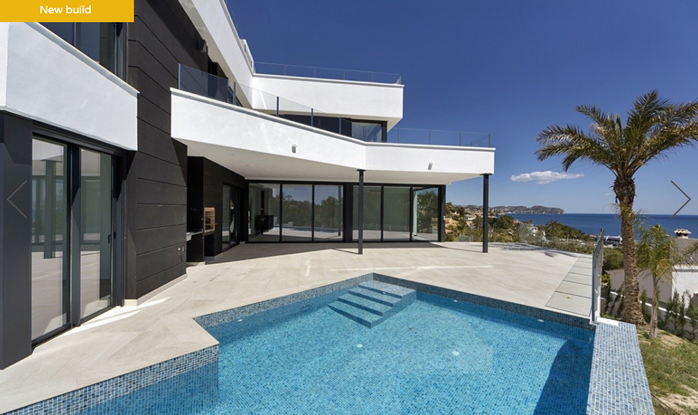 Modern luxury villa newly built with sea views in Les Bassetes Calpe